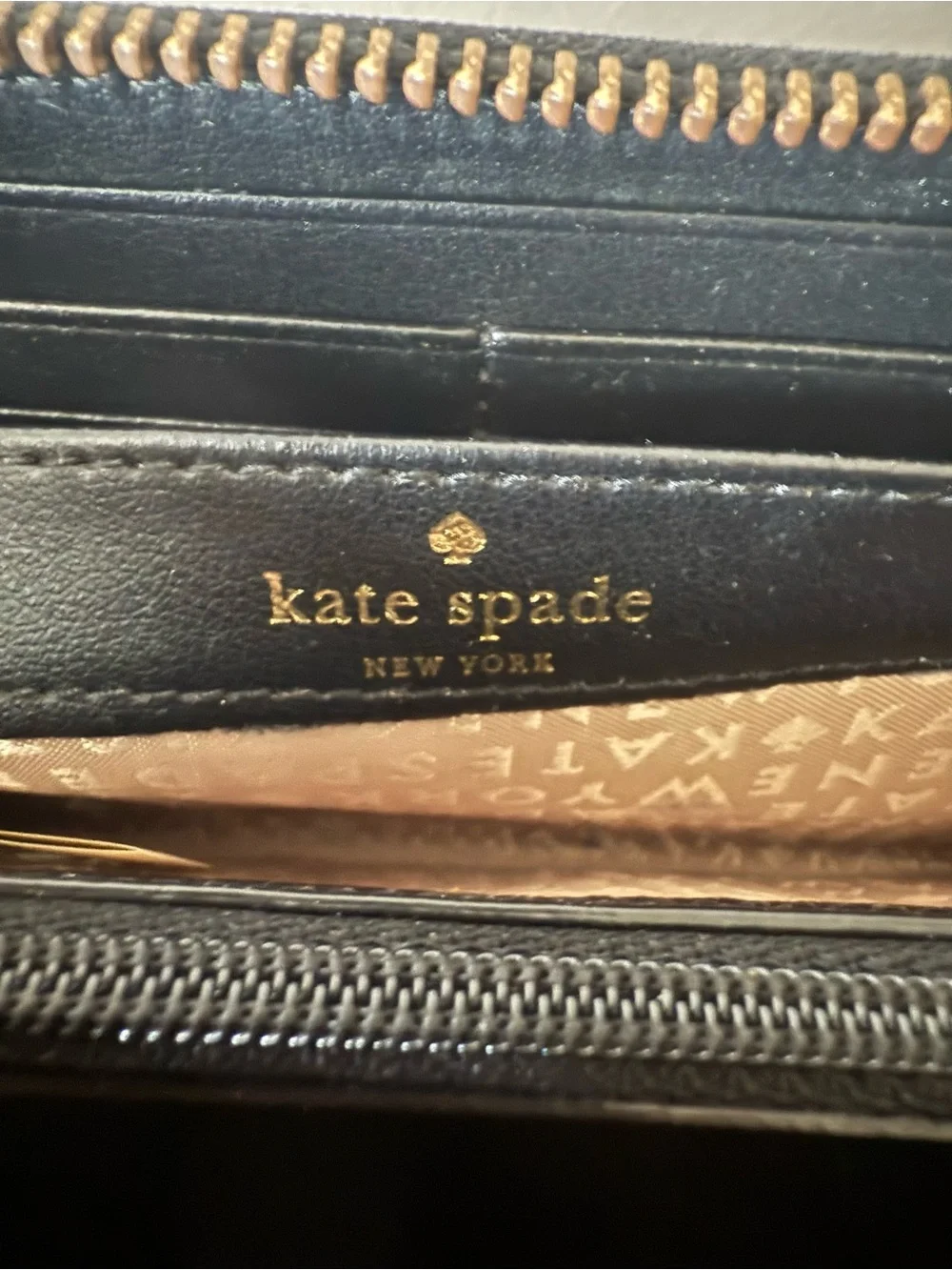 Kate Spade New York Neda Grove Street Printed Womens Zip Around Wallet